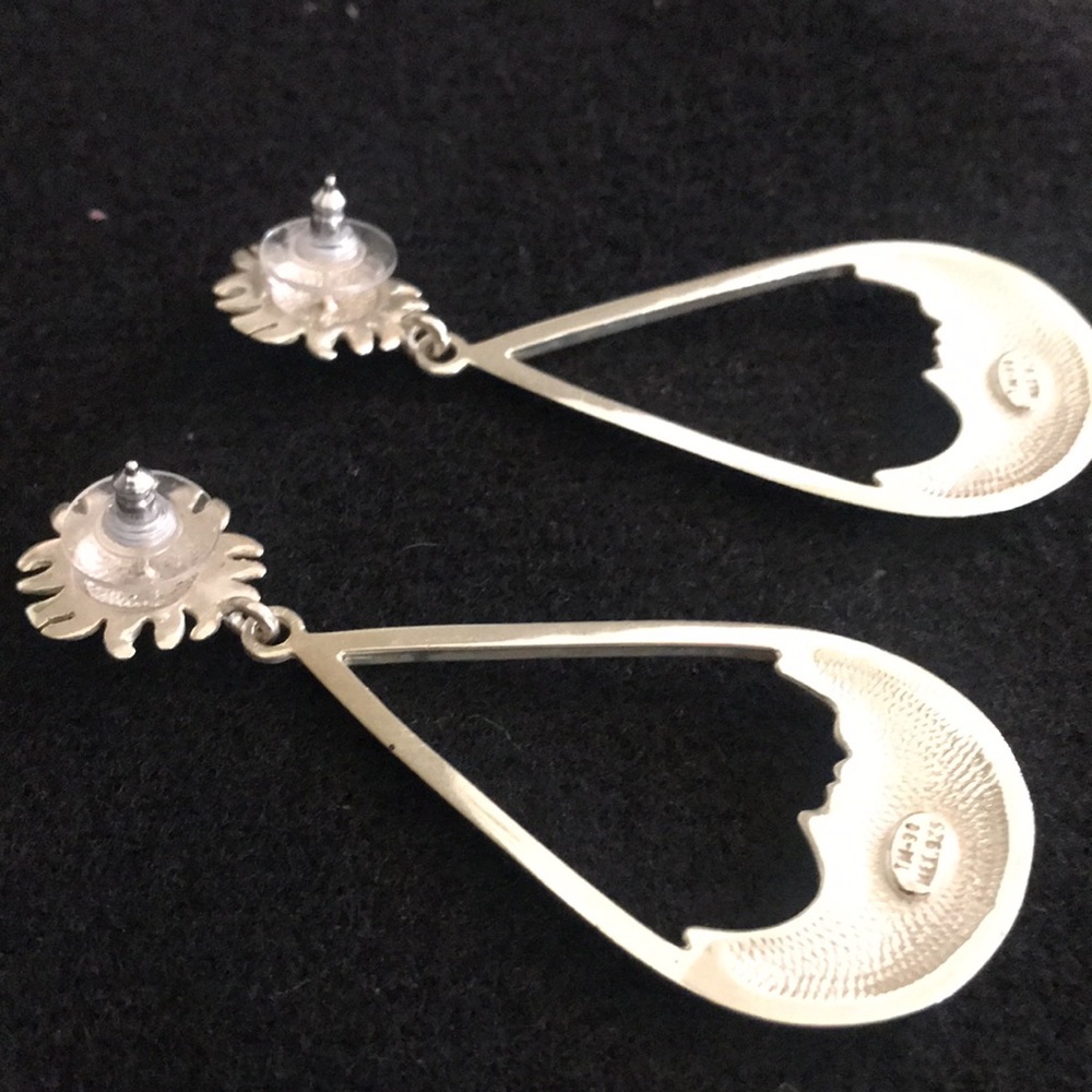 Sterling Silver Sun Moon dangle earrings. - Picture 4 of 8